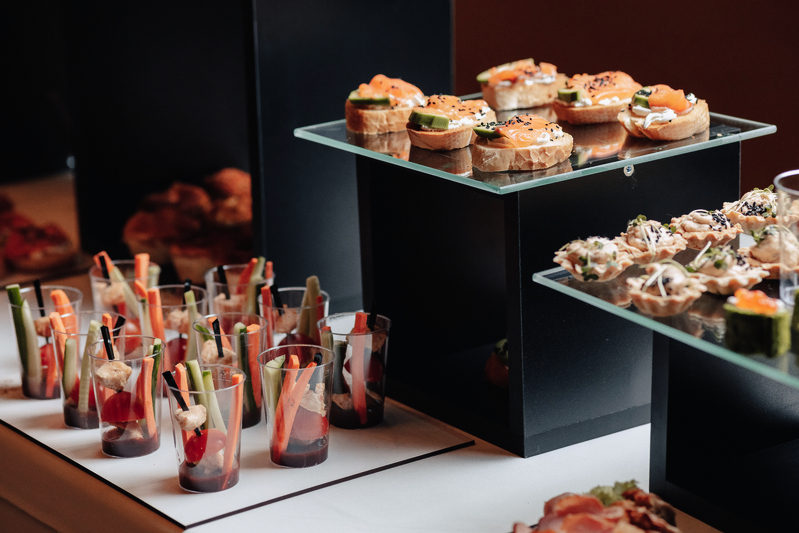 L'arte del ricevere: finger food e antipasti